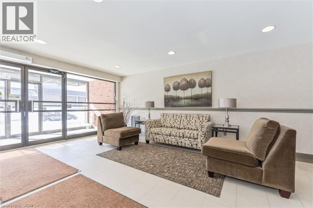 20 ELLEN Street E Unit# 408