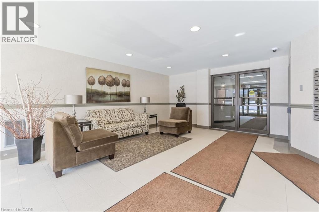 20 ELLEN Street E Unit# 408