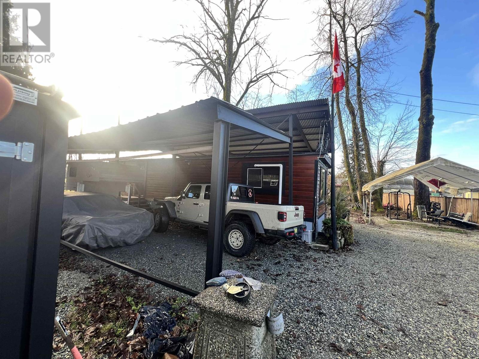 23549 LOUGHEED HIGHWAY