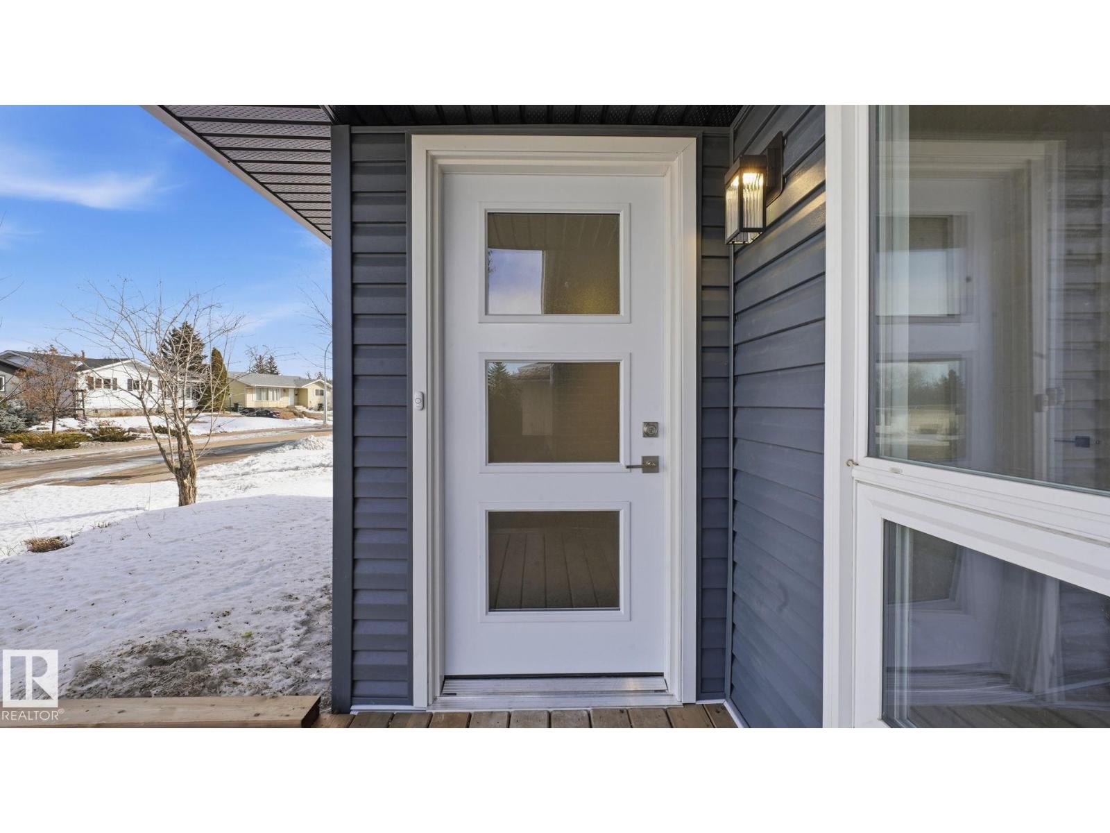 55 GLAMORGAN DR