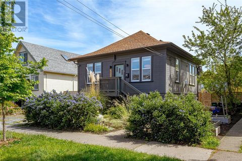 2555 Prior St Victoria BC V8T3X5