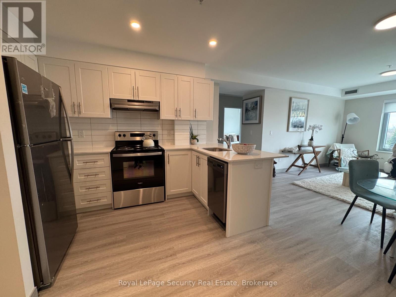 514 - 1015 INNISFIL BEACH ROAD