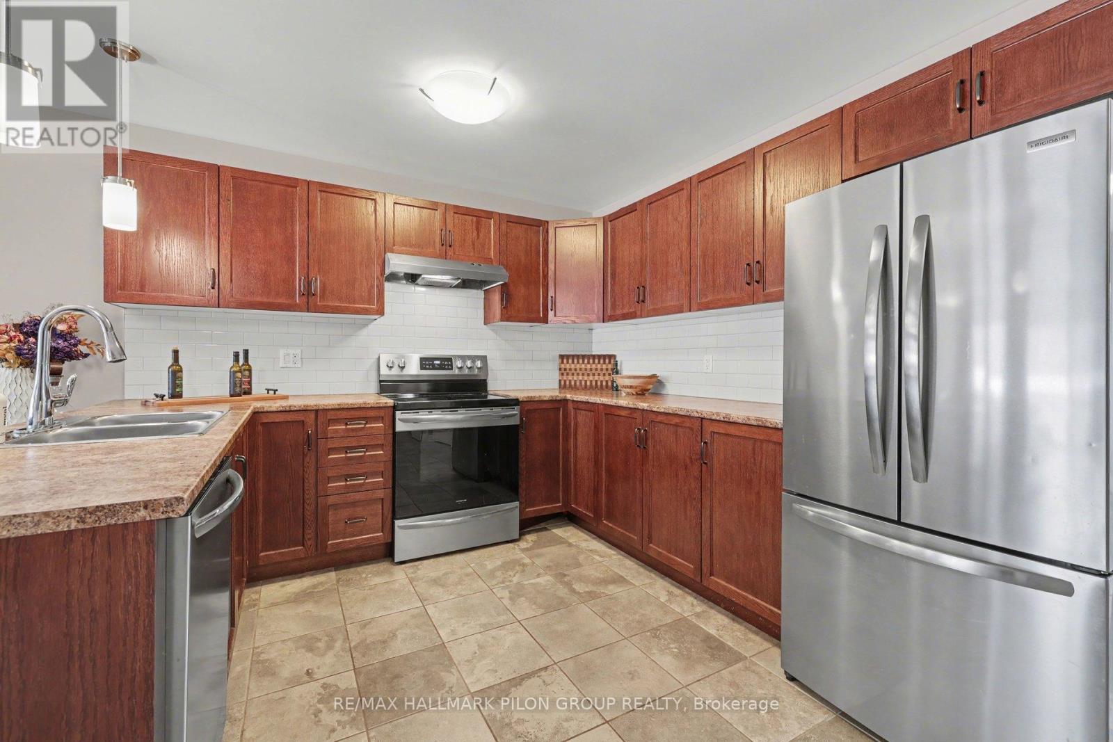4 MORGAN CLOUTHIER WAY
