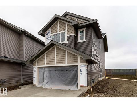 19424 26 AV NW Edmonton AB T6M1P5