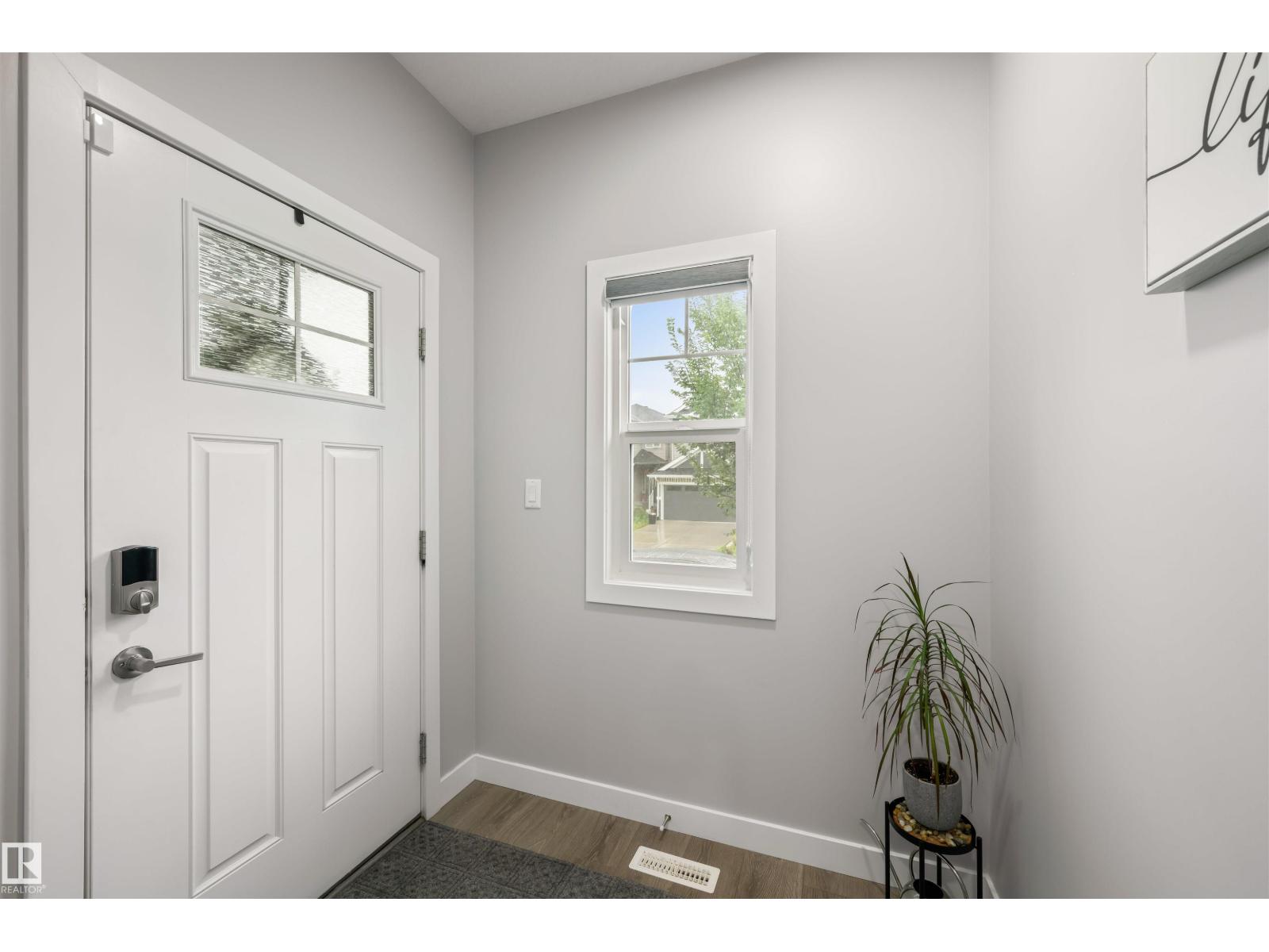 704 CONROY CO SW