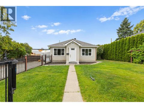 842 Glenmore Drive Kelowna BC V1Y4N9