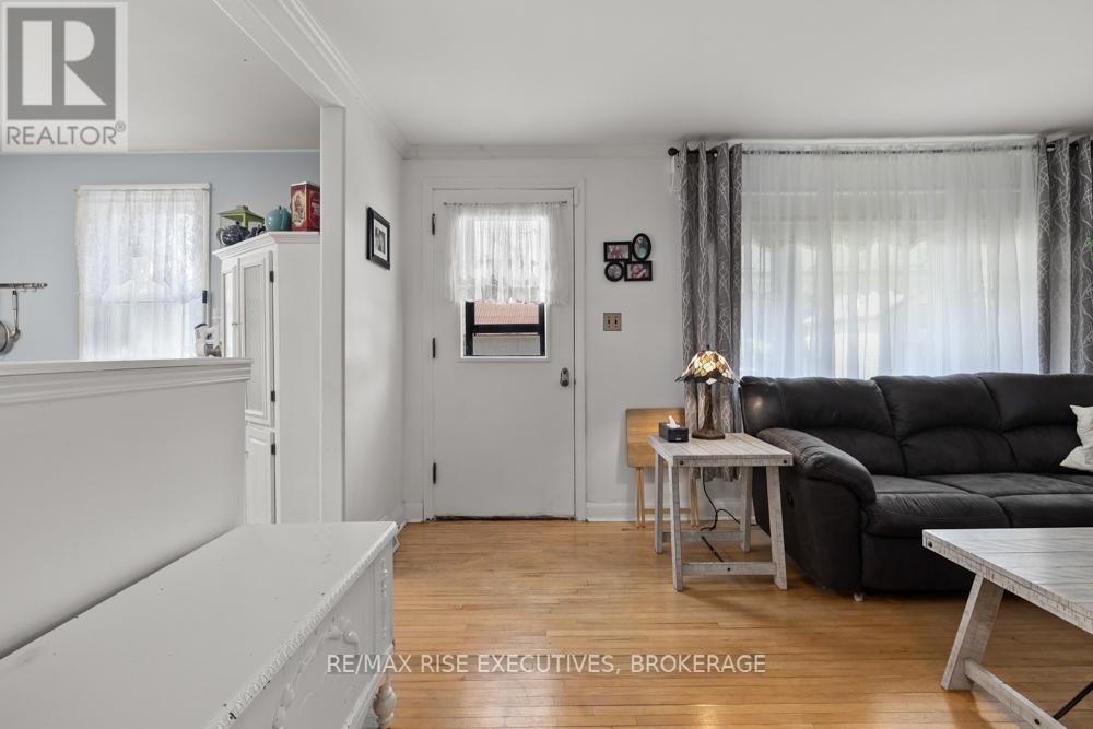 4699 LATIMER ROAD