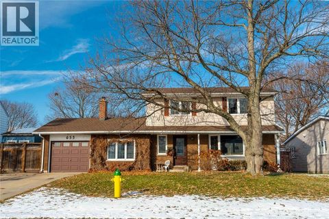 635 Highbury PARK Sarnia ON N7V2K1