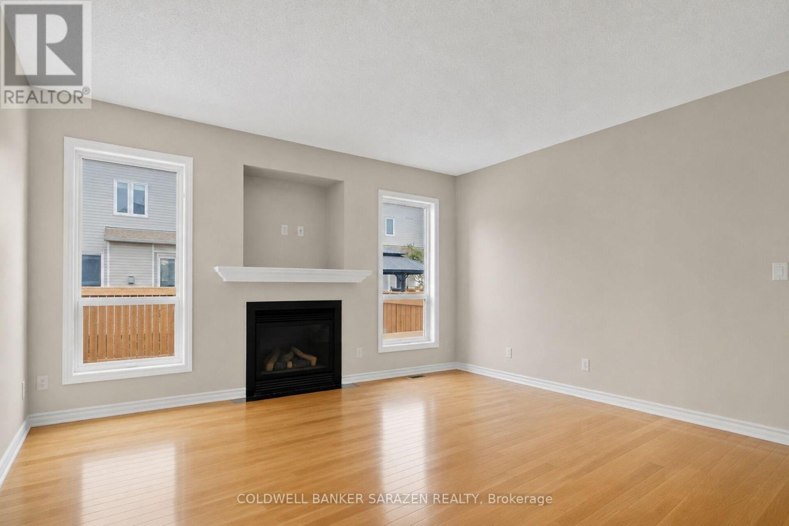 7 BARNSTONE DRIVE
