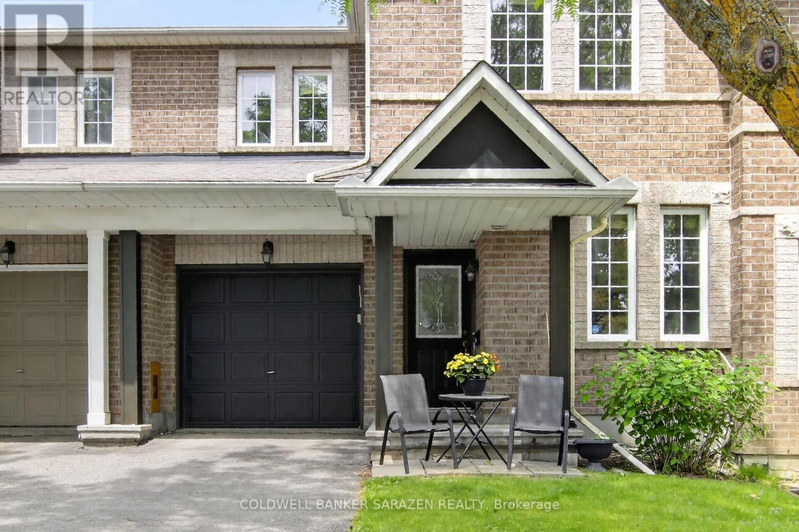 7 BARNSTONE DRIVE