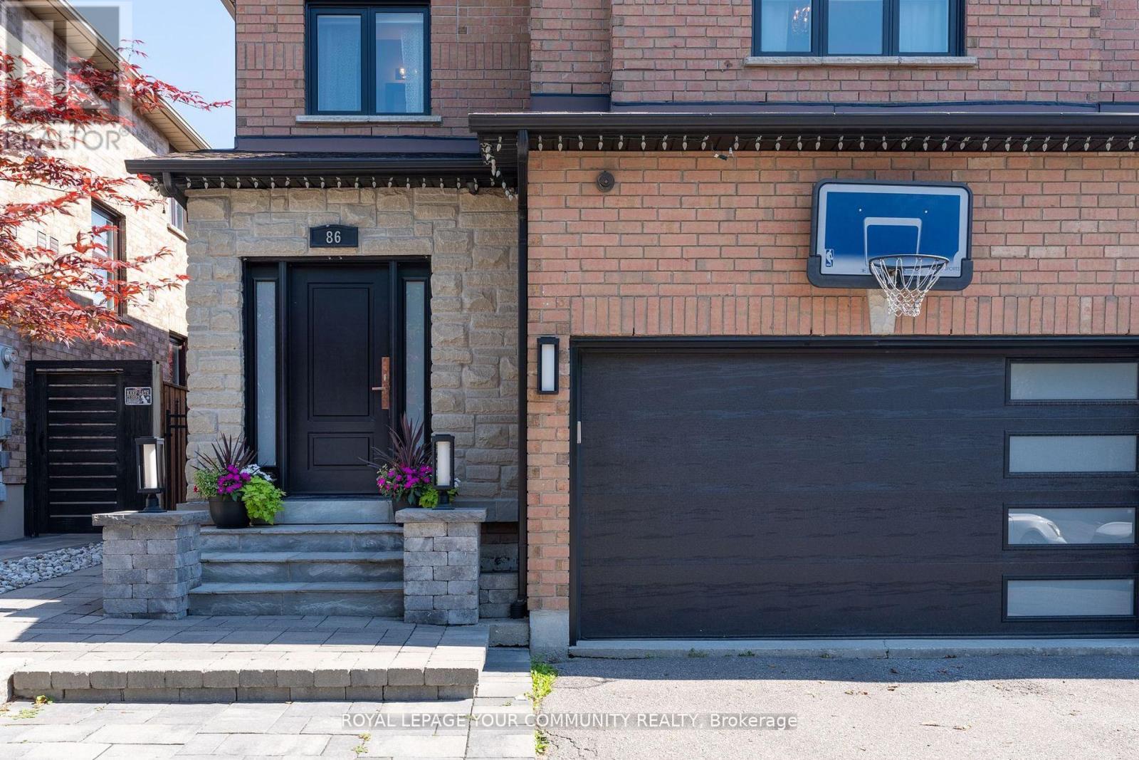 86 CORKWOOD CRESCENT