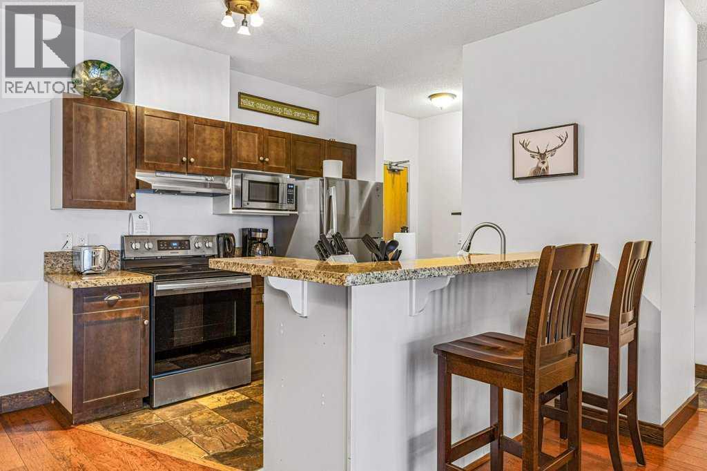 306, 1151 Sidney Street