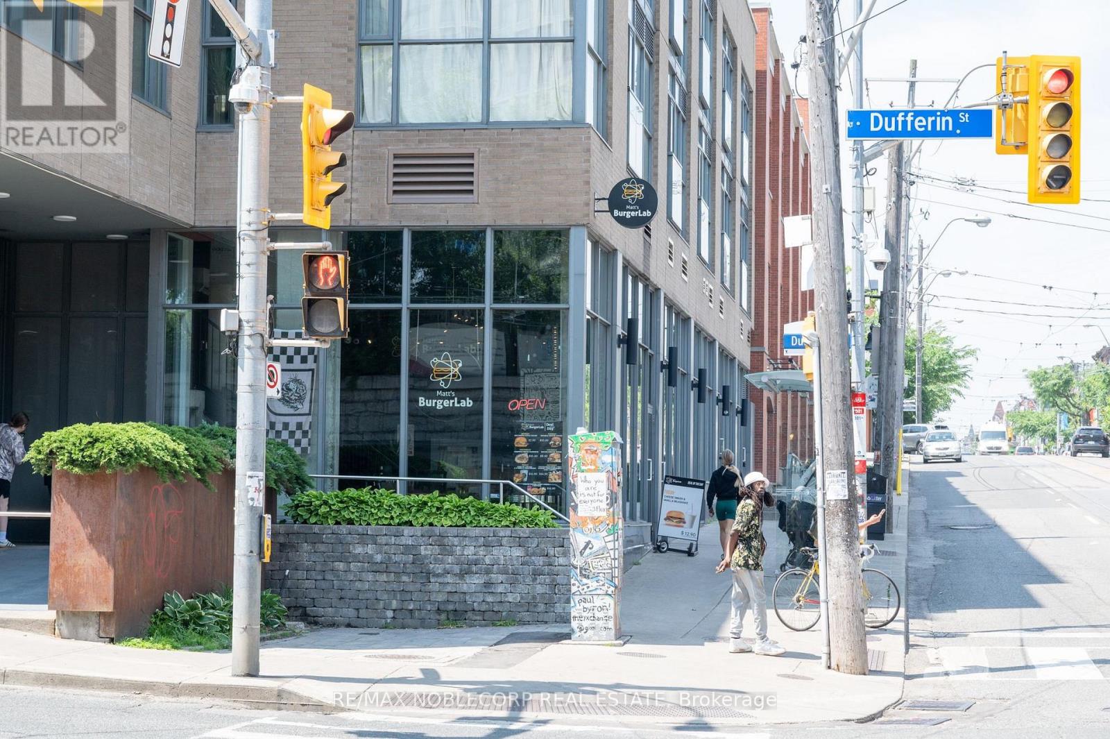1205 QUEEN STREET W