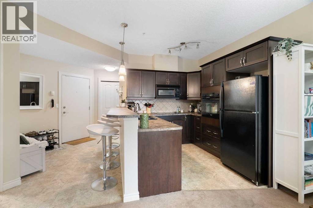 227, 60 Royal Oak Plaza NW