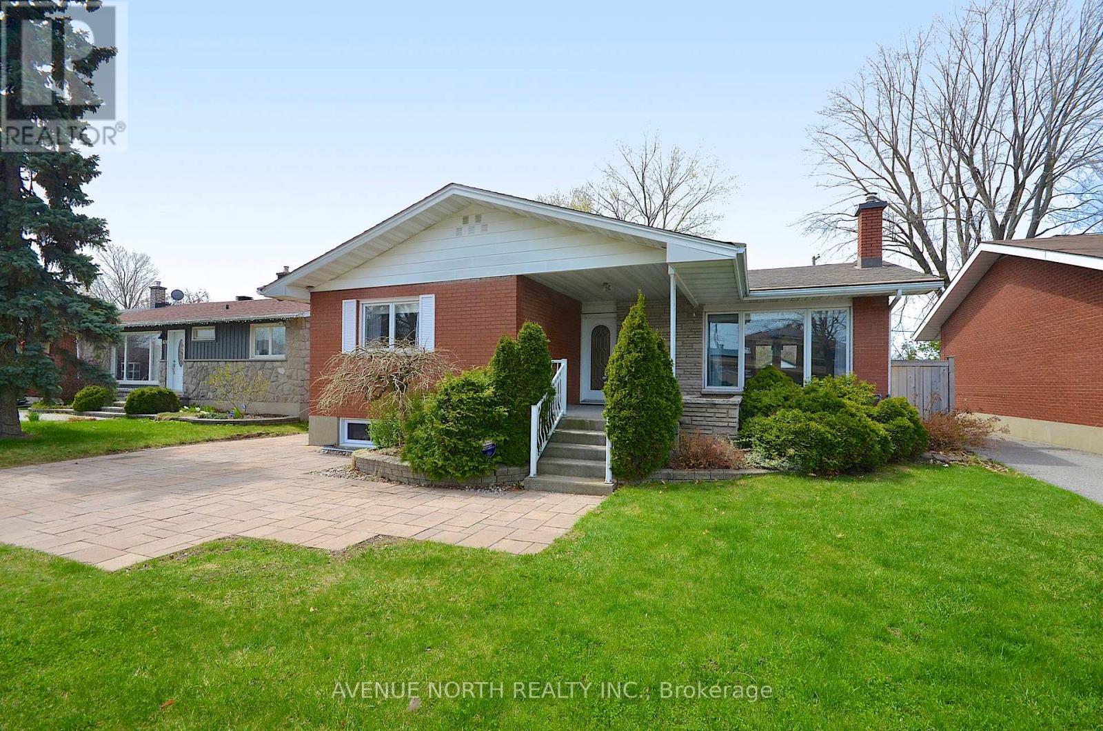 866 CLAUDE STREET