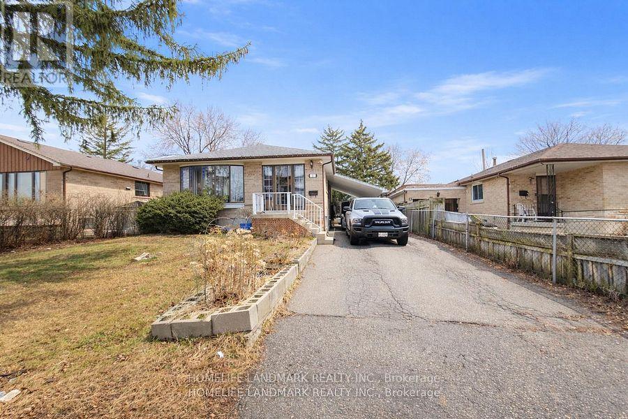 Photo 1 of 15 — 7 BURTONWOOD CRESCENT, Toronto (Mount Olive-Silverstone-Jamestown), ON M9V3L9