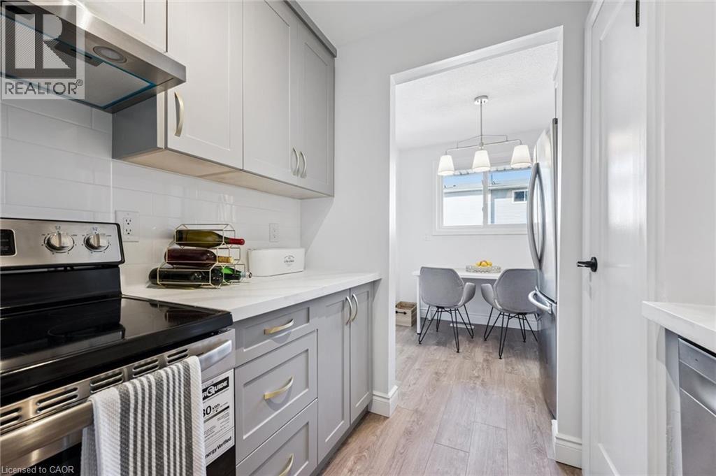 224G HARVARD Place