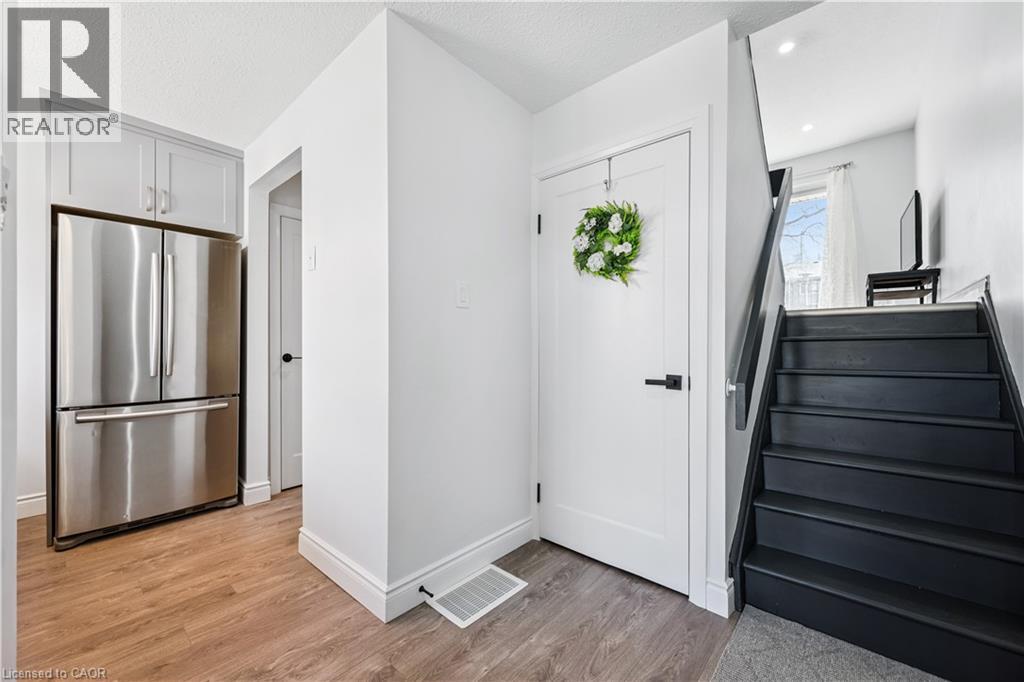 224G HARVARD Place