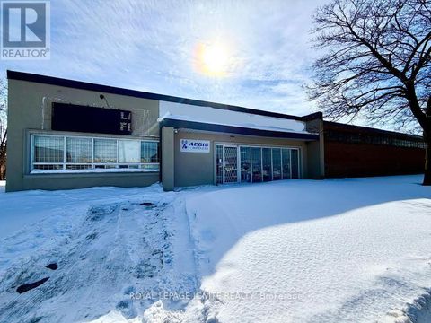 1A - 5 RACINE ROAD Toronto (West Humber-Clairville) ON M9W2Z2