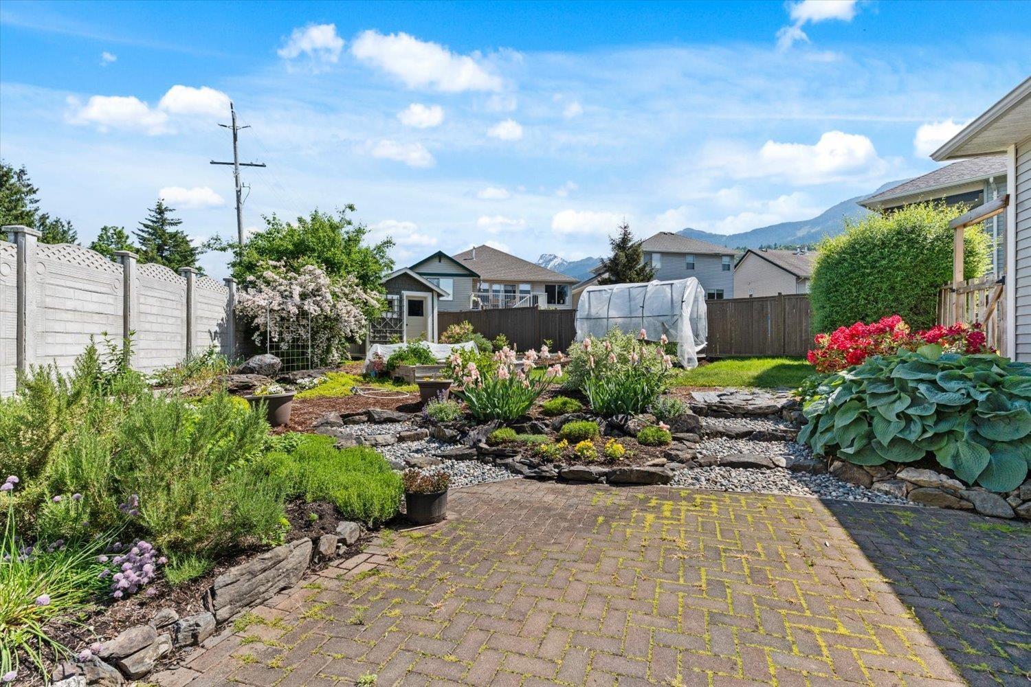 8408 BRADSHAW PLACE|Eastern Hillsides