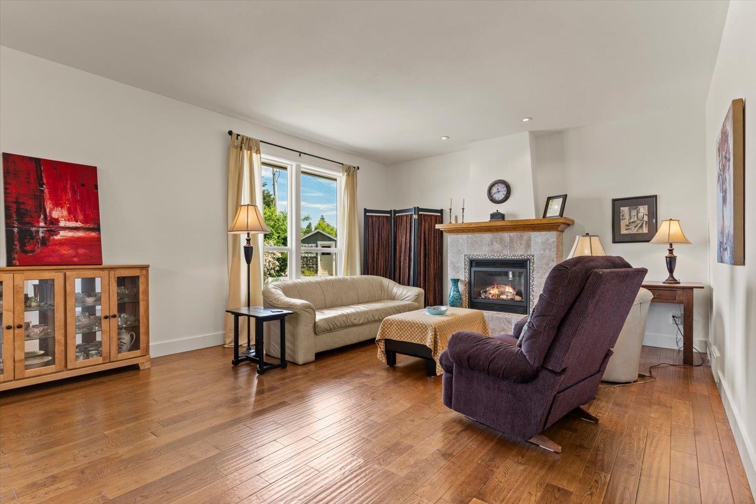 8408 BRADSHAW PLACE|Eastern Hillsides