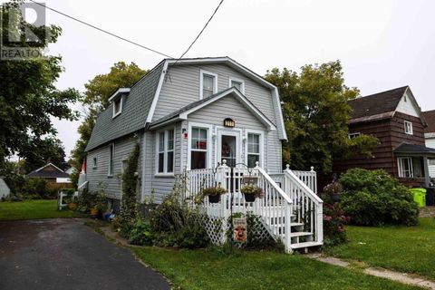 211 Spruce ST Sault Ste. Marie ON P6B2H1