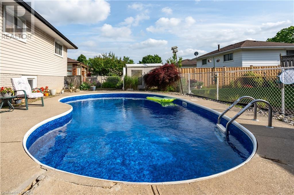 50 PALM Crescent