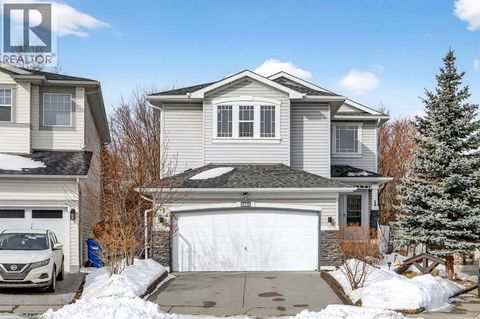 378 Panamount Drive NW Calgary AB T3K5M1