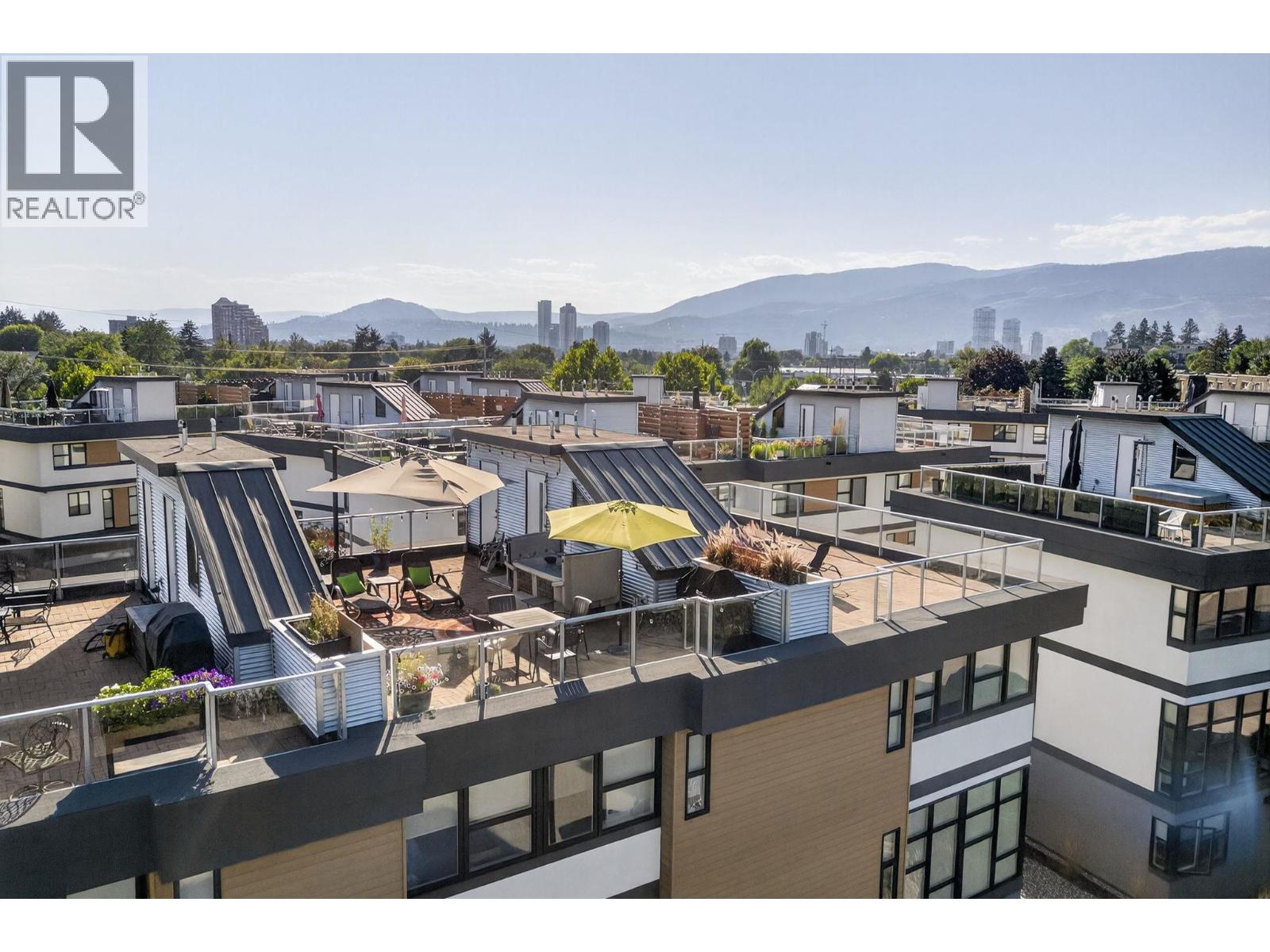 1515 Highland Drive Unit# 33