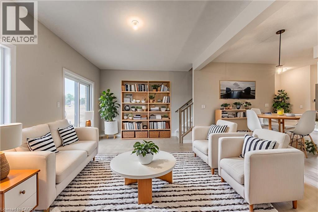 256 GREEN GATE Boulevard