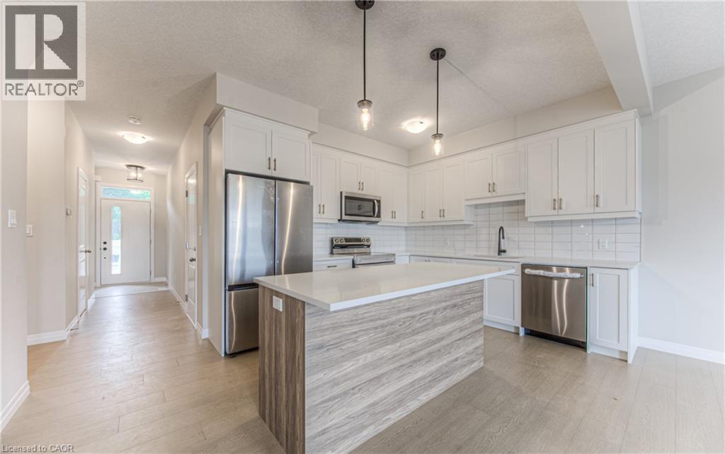 256 GREEN GATE Boulevard