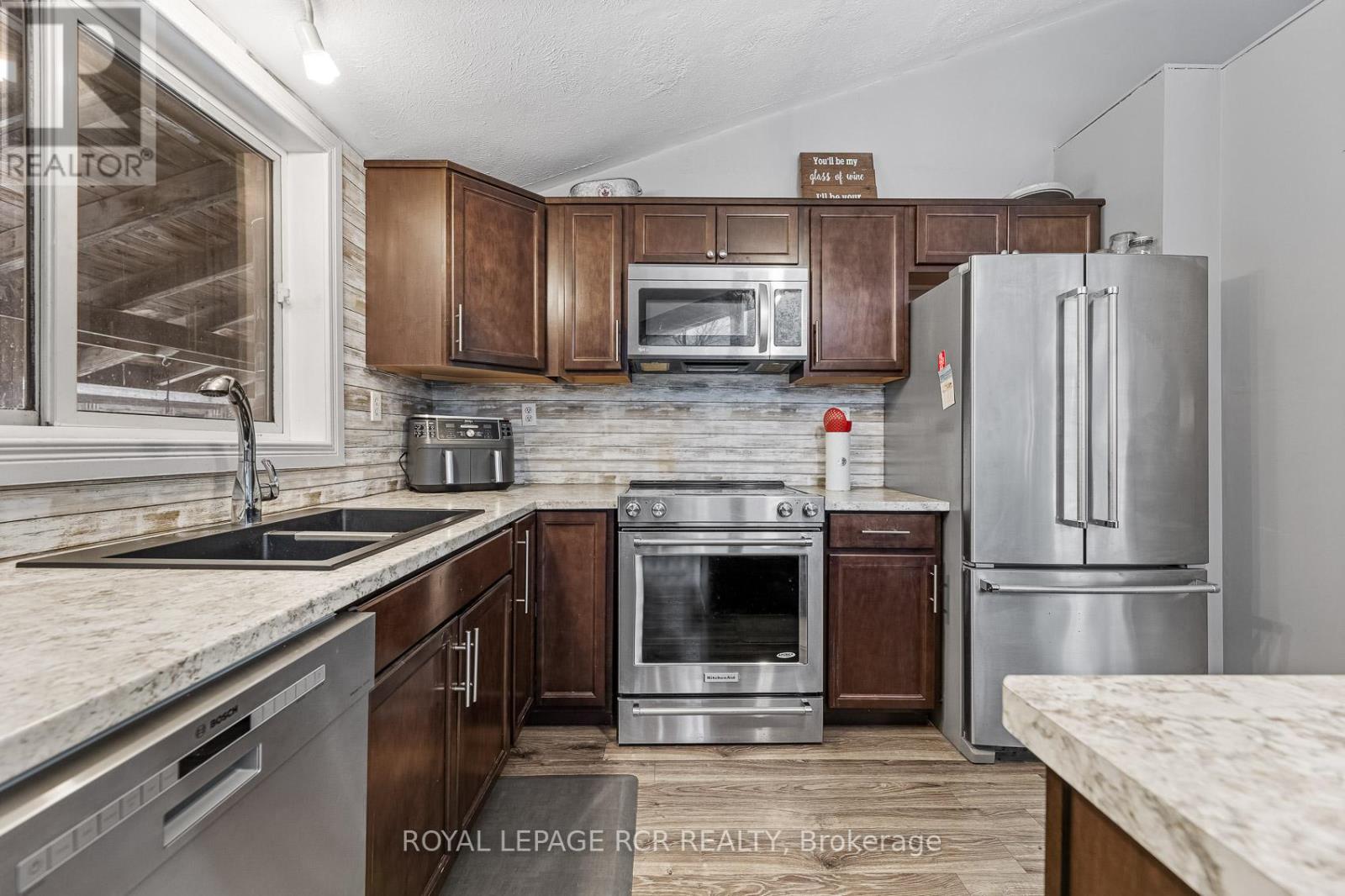 573106 SOUTHGATE SIDEROAD 57