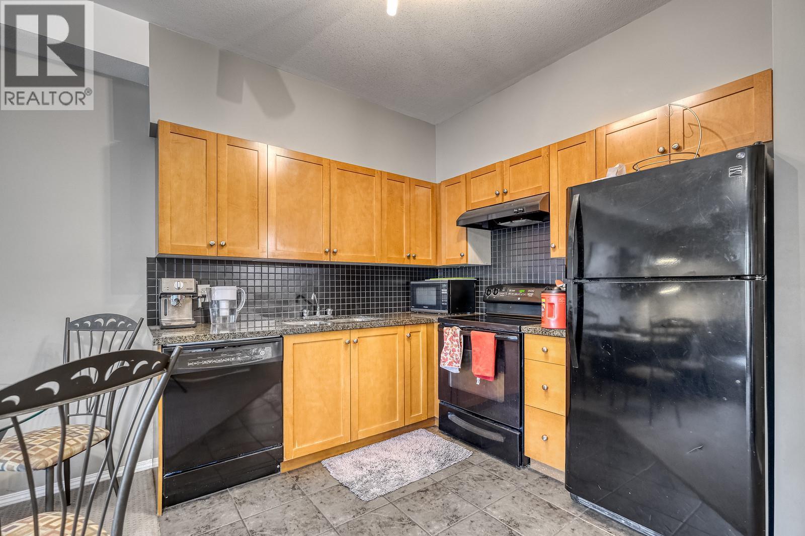 1873 Country Club Drive Unit# 2305