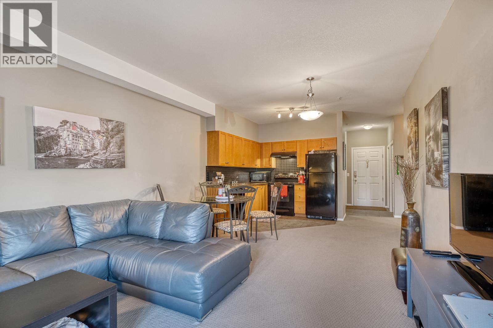 1873 Country Club Drive Unit# 2305