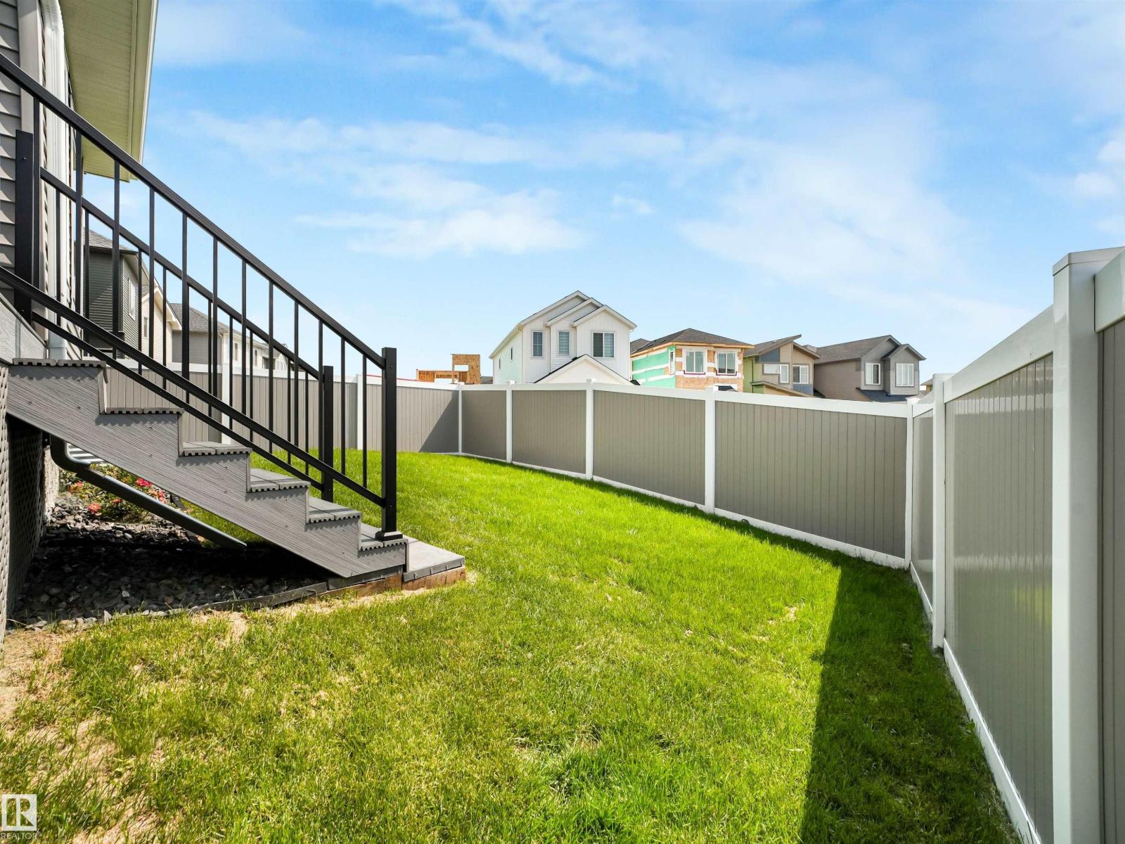 4621 170A AV NW