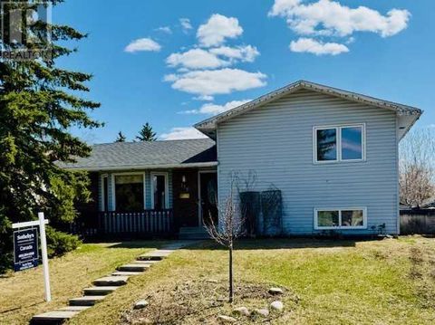 116 Queen Anne Road SE Calgary AB T2J4S5
