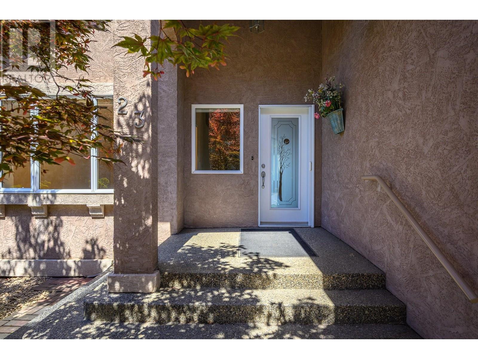 23 Quail Vista Place