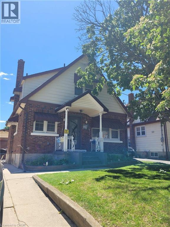 153 ARNOLD Street