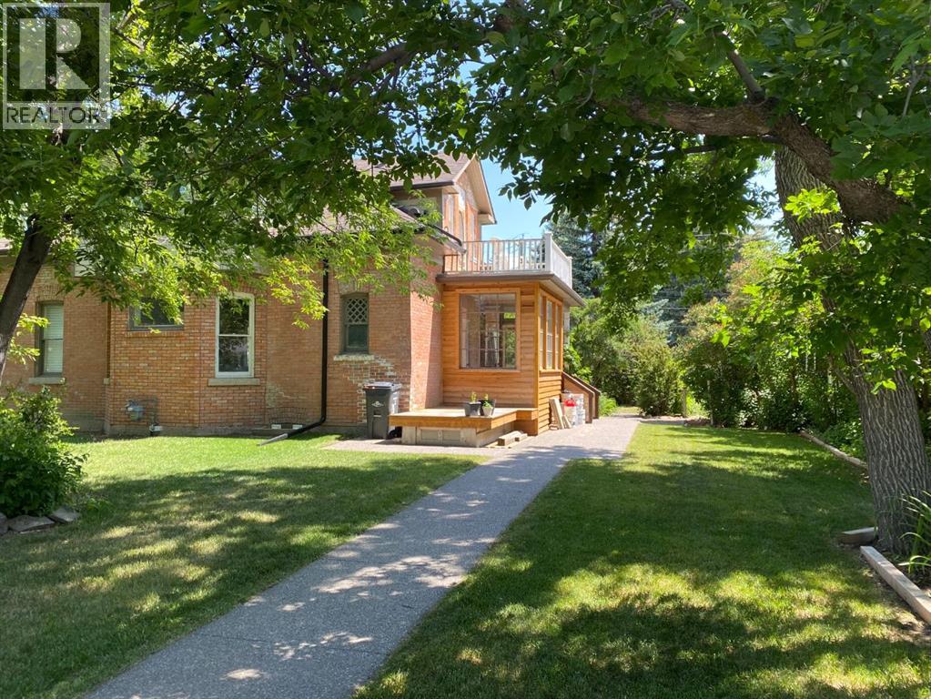 725 Macleod Trail SW