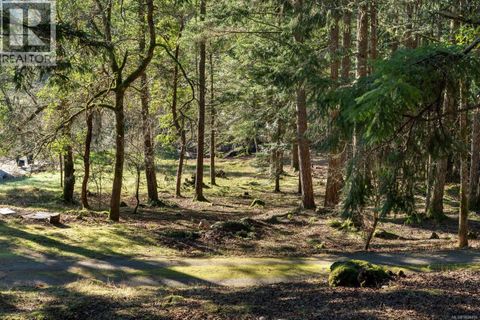 1183-1193 Hillgrove Rd North Saanich BC V8L5R8