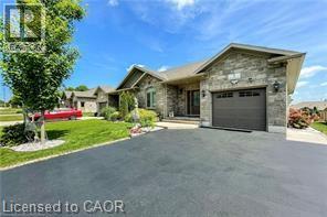 Photo 1 of 40 — 9 WILLIAM Street S, Clifford, ON N0G1M0