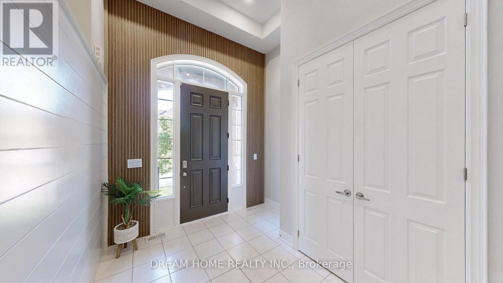 69 BLENHEIM CIRCLE
