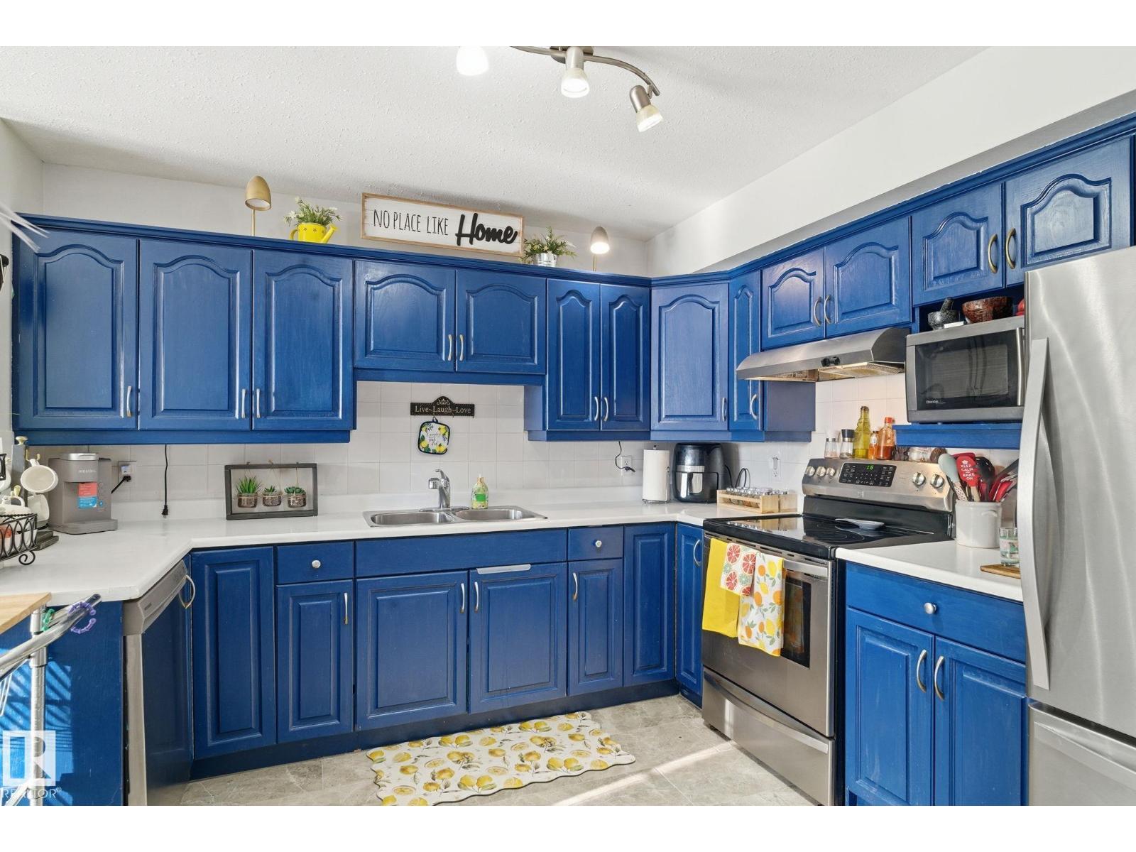 #62 2505 42 ST NW