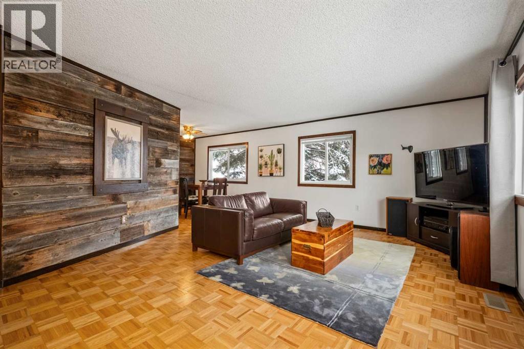 157 Spring Haven Mews SE