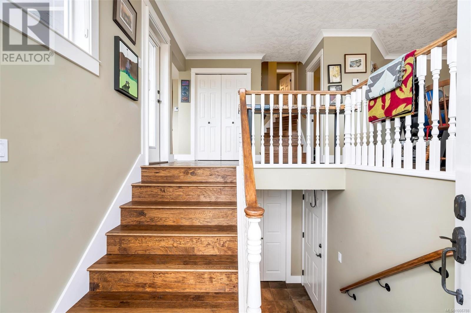 550 Marine Pl