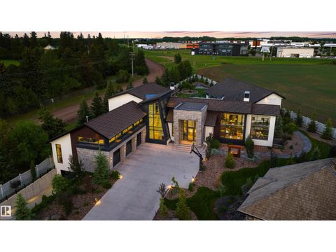 46 KINGSFORD CR St. Albert AB T8N7J2