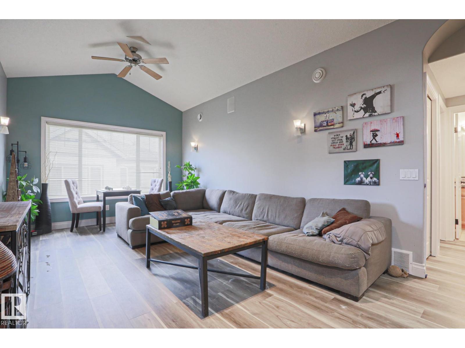 #18 2565 HANNA CR NW