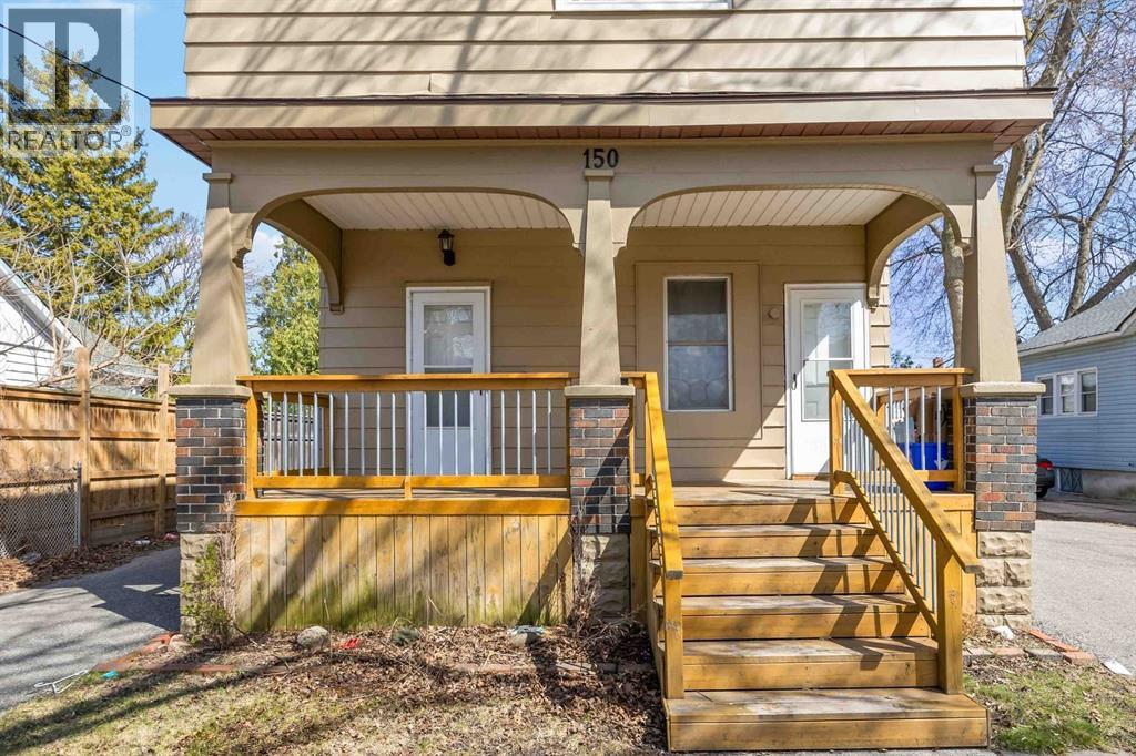 150 COLLEGE AVENUE North