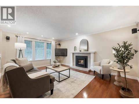 24813 122 AVENUE Maple Ridge BC V4R1Z8