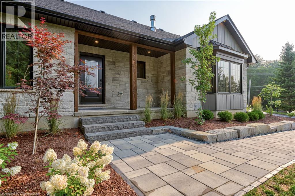 18 NORTHSIDE Drive